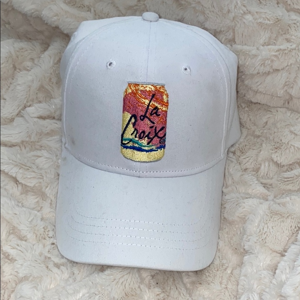 La croix hat